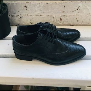 Oxford laced loafer